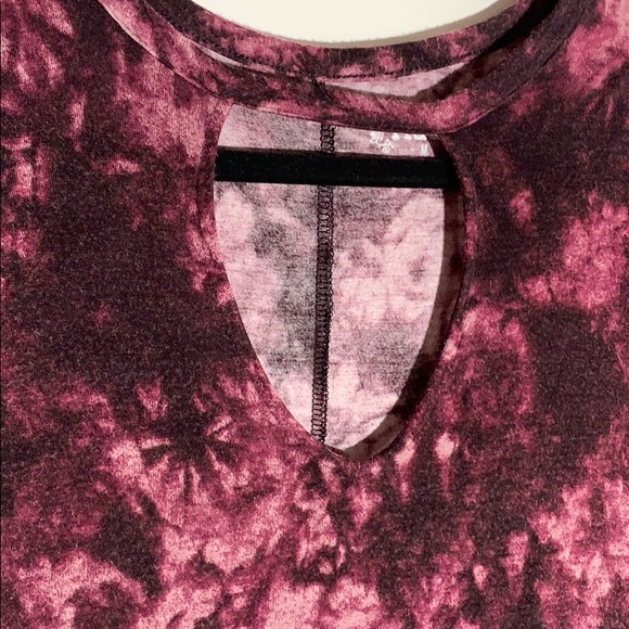 Mudd Dark purple tie-dye shirt. Size M - Picture 3 of 4
